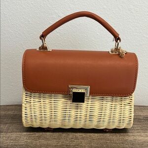 🔥LAST ONE🔥 E|N Expressions | Vegan Wicker Handbag w/Crossbody✨